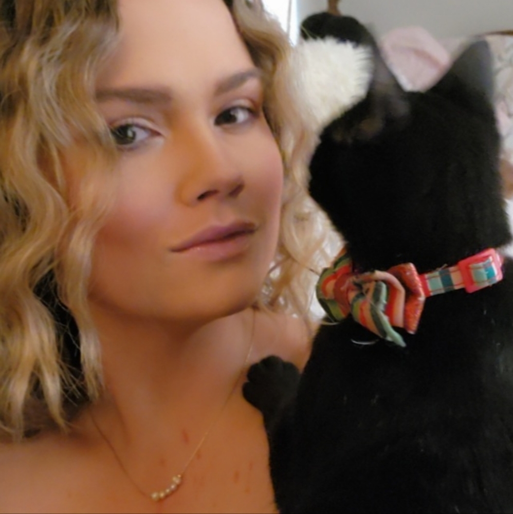 Meet your Posher, Savanah